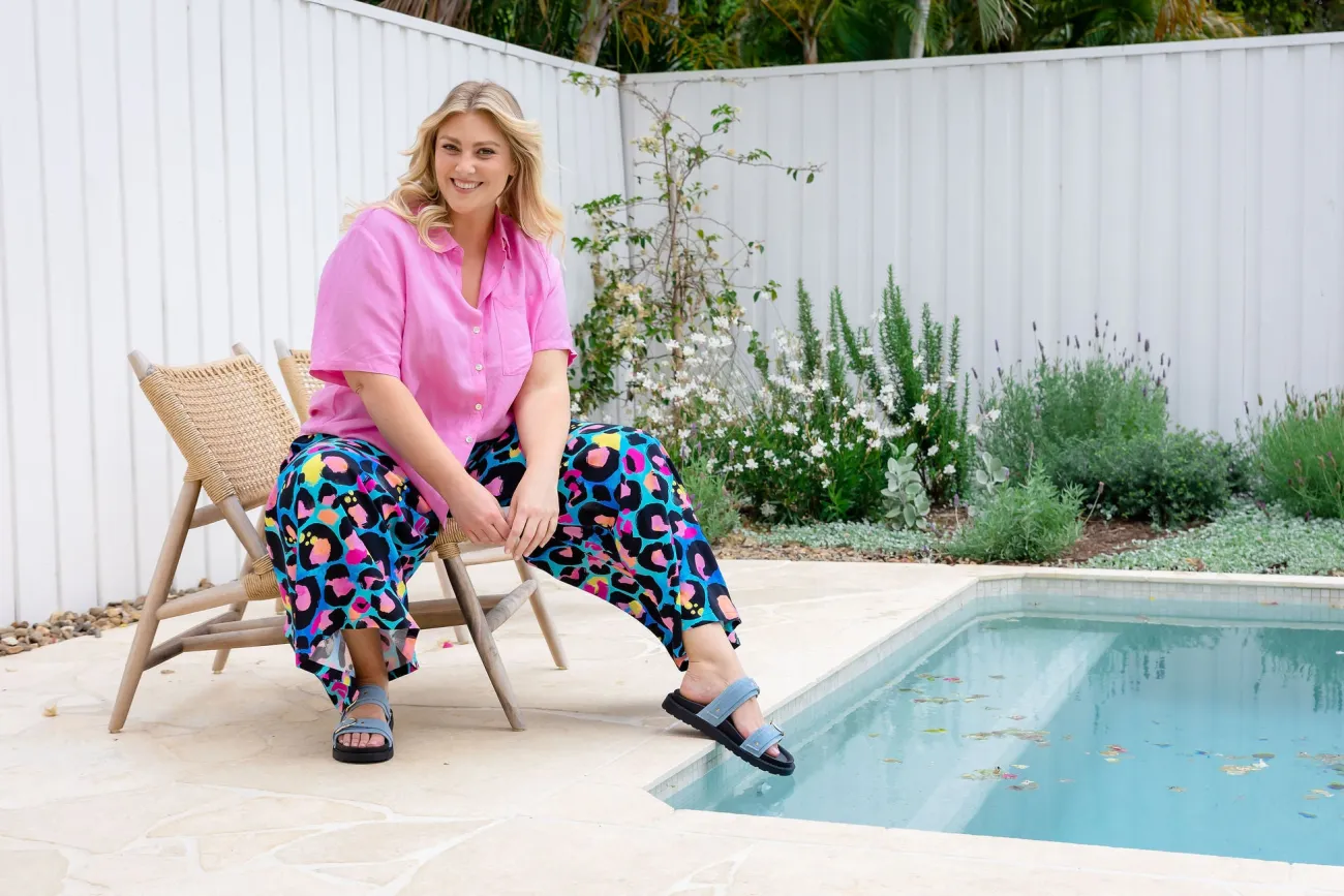 Proud Poppy Clothing Larsa Pants in Kasey Leopard by Kasey Rainbow New