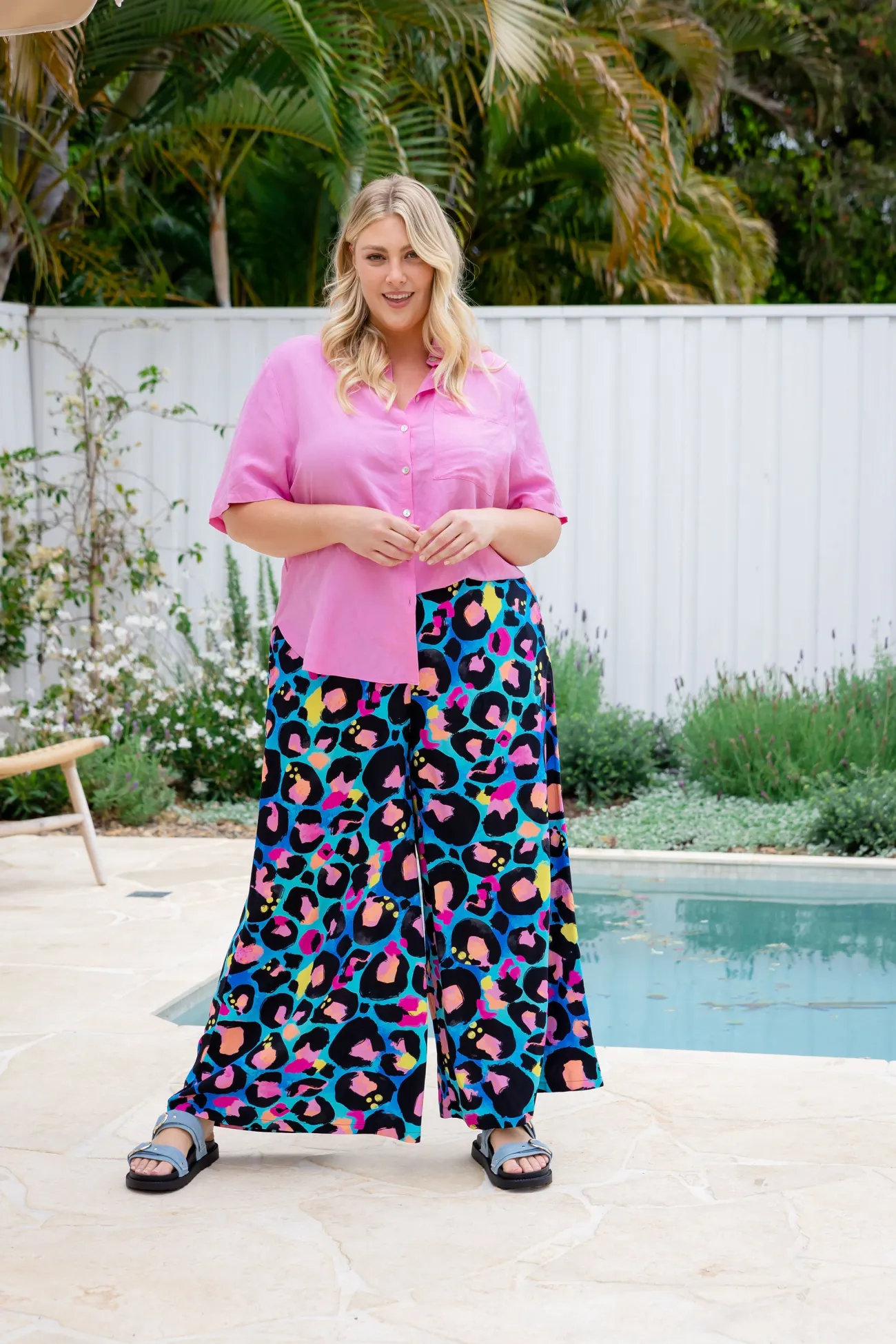 Proud Poppy Clothing Larsa Pants in Kasey Leopard by Kasey Rainbow New