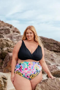 Proud Poppy Clothing Burleigh Bikini Top in Black Hot
