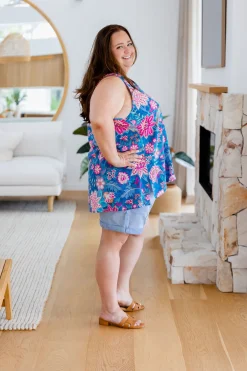 Proud Poppy Clothing Dannie Top in Paisley Floral PaisleyFloral Hot