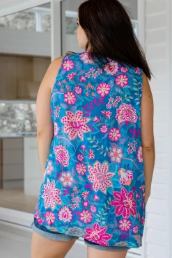 Proud Poppy Clothing Dannie Top in Paisley Floral PaisleyFloral Hot