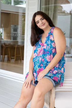 Proud Poppy Clothing Dannie Top in Paisley Floral PaisleyFloral Hot
