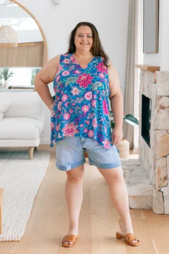 Proud Poppy Clothing Dannie Top in Paisley Floral PaisleyFloral Hot