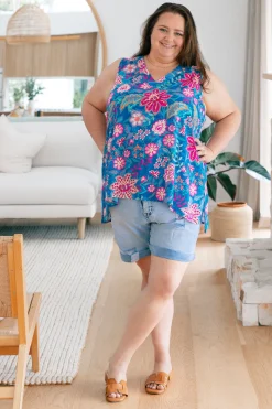 Proud Poppy Clothing Dannie Top in Paisley Floral PaisleyFloral Hot