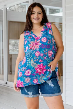 Proud Poppy Clothing Dannie Top in Paisley Floral PaisleyFloral Hot