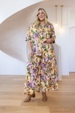 Proud Poppy Clothing Larsa Linen Blend Pants in Mirage Fashion