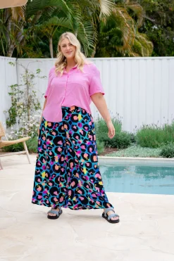 Proud Poppy Clothing Larsa Pants in Kasey Leopard by Kasey Rainbow New