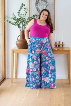 Proud Poppy Clothing Larsa Pants in Paisley Floral PaisleyFloral Hot