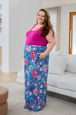 Proud Poppy Clothing Larsa Pants in Paisley Floral PaisleyFloral Hot