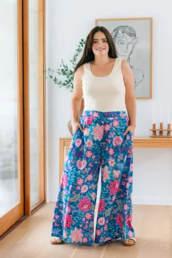 Proud Poppy Clothing Larsa Pants in Paisley Floral PaisleyFloral Hot