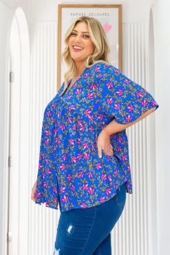 Proud Poppy Clothing Tiggy Peak Top in Winter Blooms WinterBlooms Fashion