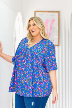 Proud Poppy Clothing Tiggy Peak Top in Winter Blooms WinterBlooms Fashion